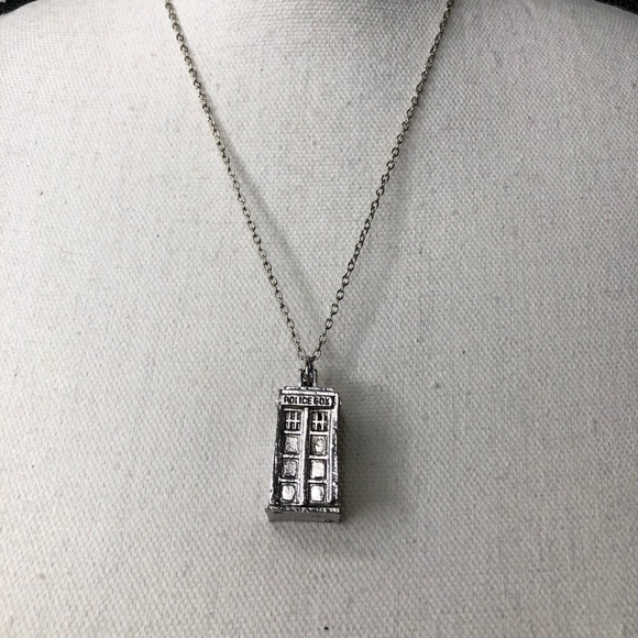 Doctor Who Tardis Police Box Necklace Blue Gem - Picture 1 of 6